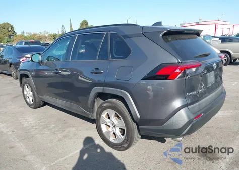 2021 Toyota Rav4 Xle из США, поврежденный, VIN 2T3W1RFV3MW118415
